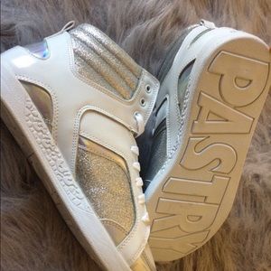 Holographic Women’s Sneakers